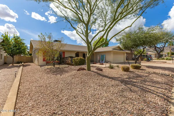 Property Slideshow image 3 of 44 | 4315 e kiowa st, Phoenix, AZ, 85044