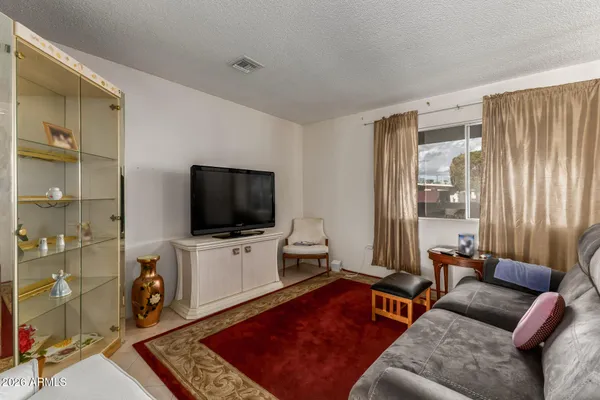 Property Slideshow image 3 of 34 | 10303 w deanne dr, Sun City, AZ, 85351