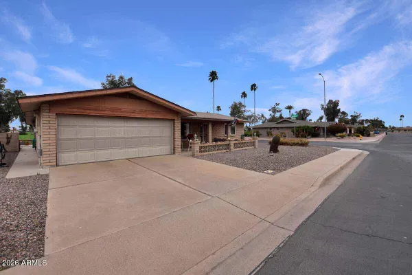 Property Slideshow image 2 of 45 | 955 s rochester, Mesa, AZ, 85206