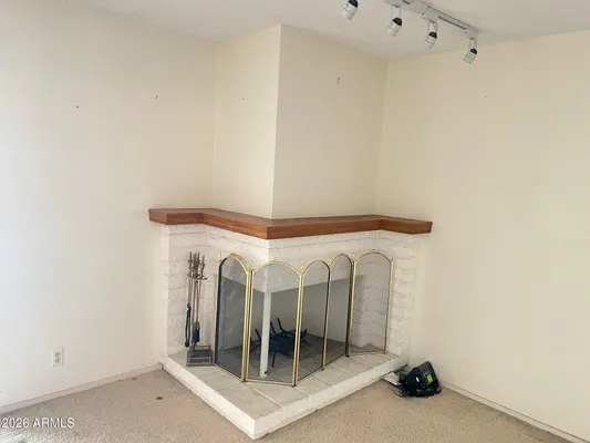 Property Slideshow image 3 of 9 | 2152 n stockton pl, Mesa, AZ, 85215