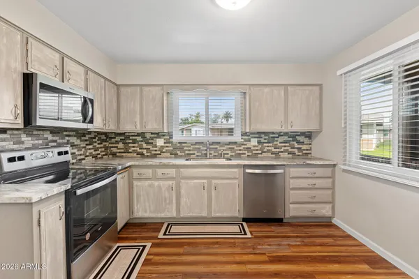 Property Slideshow image 2 of 37 | 10401 w corte del sol oeste, Sun City, AZ, 85351