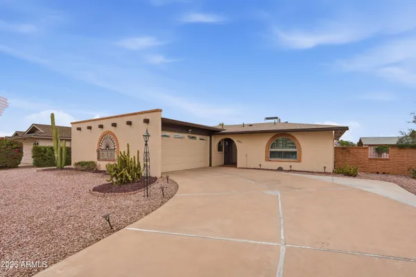 Property Slideshow image 2 of 37 | 521 s quinn, Mesa, AZ, 85206
