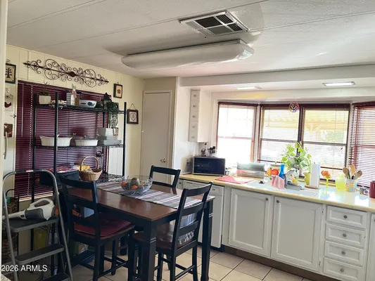 Property Slideshow image 2 of 11 | 5652 e player pl, Mesa, AZ, 85215