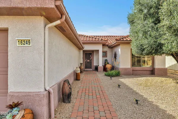 Property Slideshow image 2 of 33 | 16249 w tapatio dr, Surprise, AZ, 85374