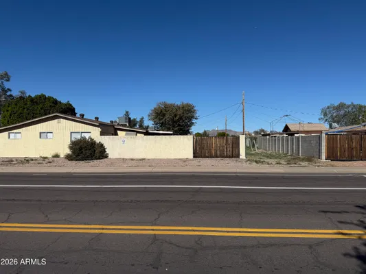 Property Slideshow image 3 of 22 | 1589 s delaware dr, Apache Junction, AZ, 85120