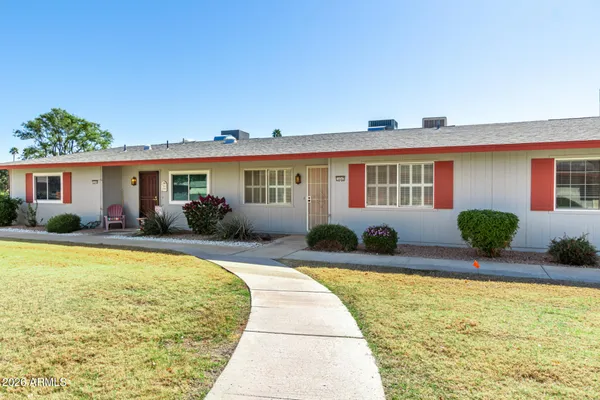 Property Slideshow image 3 of 23 | 14042 n newcastle dr, Sun City, AZ, 85351