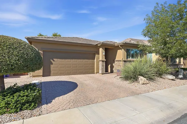 Property Slideshow image 2 of 37 | 15922 n 109th ln, Sun City, AZ, 85351