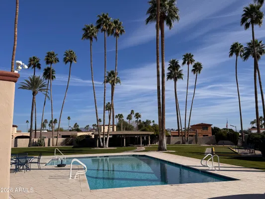 Property Slideshow image 3 of 20 | 7660 e highland ave, Scottsdale, AZ, 85251