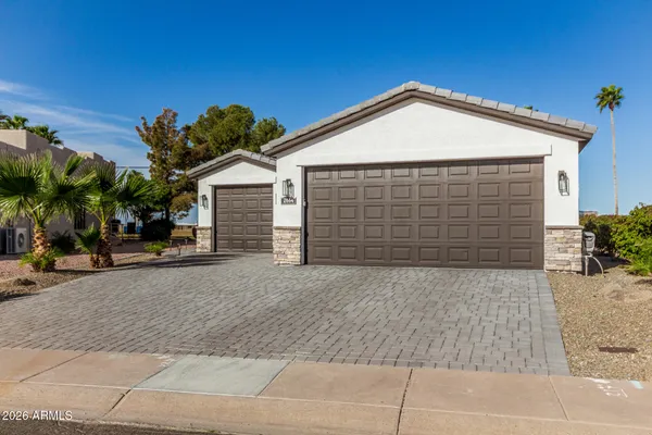 Property Slideshow image 2 of 40 | 2664 n lema dr, Mesa, AZ, 85215