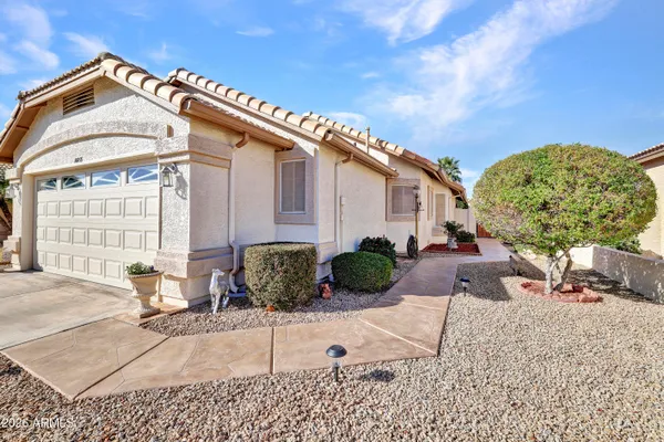 Property Slideshow image 2 of 39 | 10858 w irma ln, Peoria, AZ, 85373