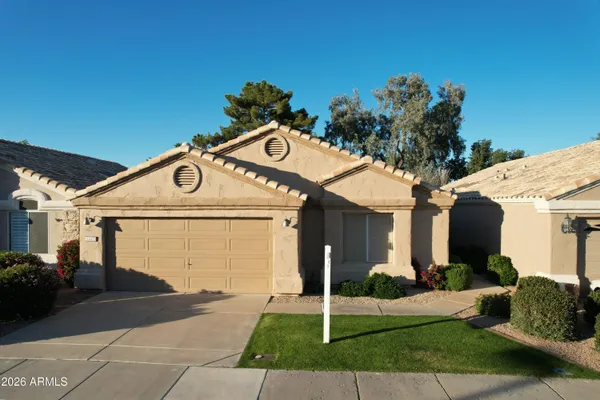 Property Slideshow image 3 of 32 | 14476 w buffalo trl, Surprise, AZ, 85374