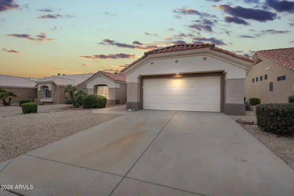 Property Slideshow image 2 of 42 | 22510 n mirage ln, Sun City West, AZ, 85375