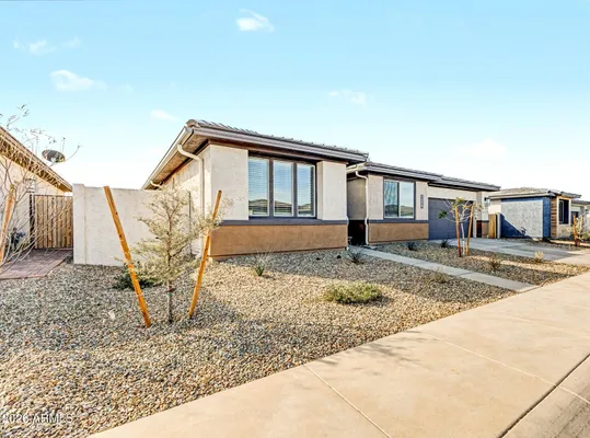 Property Slideshow image 3 of 67 | 1275 w via --, Queen Creek, AZ, 85140