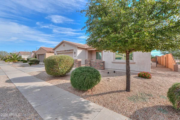 Property Slideshow image 2 of 49 | 40 n agua fria ln, Casa Grande, AZ, 85194