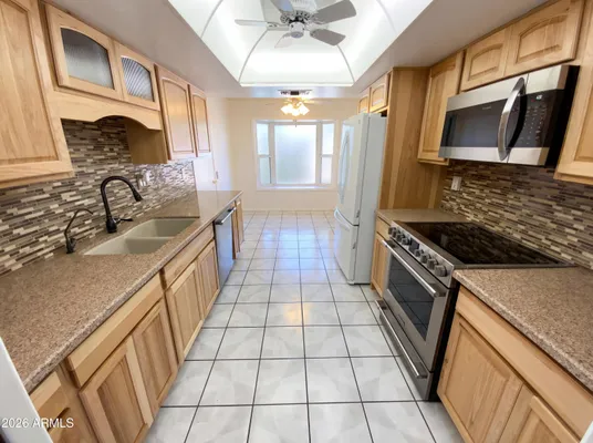 Property Slideshow image 2 of 23 | 13613 n buccaneer way, Sun City, AZ, 85351