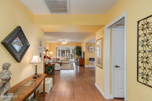 Property Slideshow image 3 of 35 | 9127 w wescott dr, Peoria, AZ, 85382