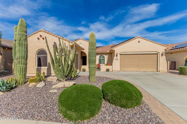 Property Slideshow image 2 of 76 | 7798 w montebello way, Florence, AZ, 85132