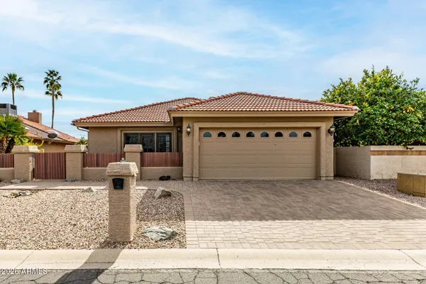 Property Slideshow image 2 of 97 | 11001 e chestnut dr, Sun Lakes, AZ, 85248