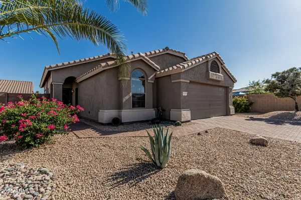 Property Slideshow image 3 of 30 | 18297 w spencer dr, Surprise, AZ, 85374