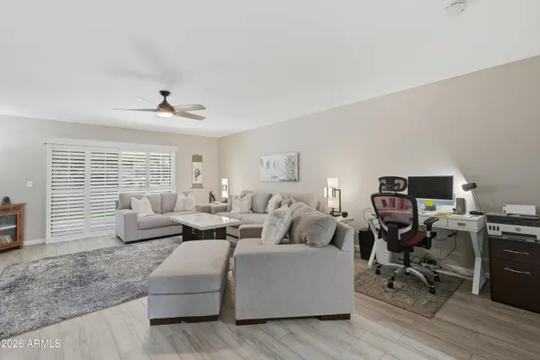 Property Slideshow image 3 of 20 | 18622 n 94th ave, Peoria, AZ, 85382