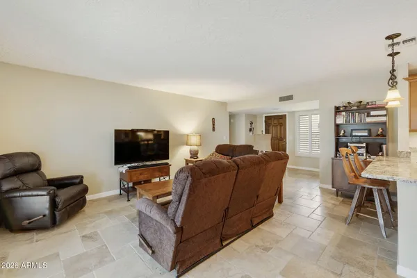 Property Slideshow image 3 of 41 | 560 s palo verde way, Mesa, AZ, 85208
