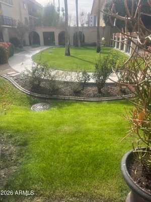 Property Slideshow image 2 of 13 | 10330 w thunderbird blvd c104, Sun City, AZ, 85351