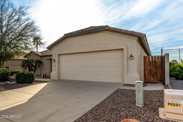 Property Slideshow image 3 of 30 | 6202 s huachuca way, Chandler, AZ, 85249