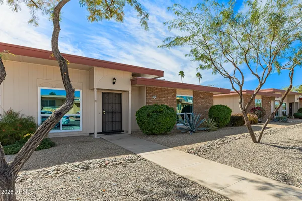Property Slideshow image 2 of 29 | 9907 w cedar dr, Sun City, AZ, 85351