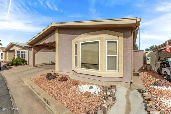 Property Slideshow image 3 of 24 | 1736 e augusta ave, Chandler, AZ, 85249