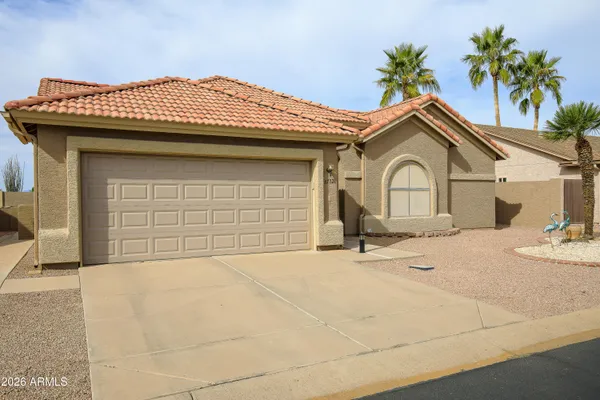 Property Slideshow image 2 of 49 | 6782 s pebble beach dr, Chandler, AZ, 85249