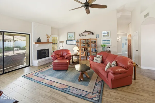Property Slideshow image 3 of 53 | 9555 w escuda dr, Peoria, AZ, 85382