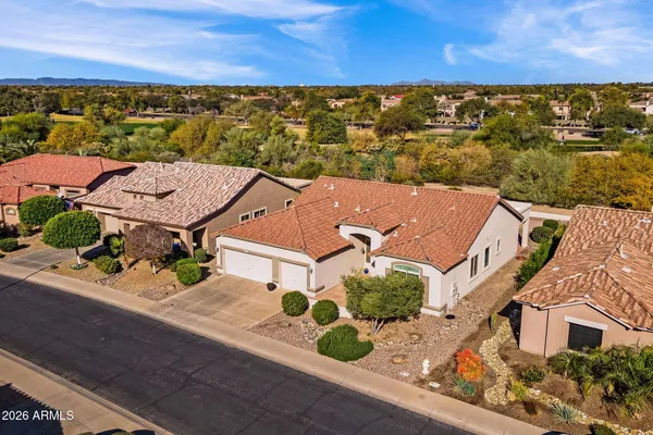 Property Slideshow image 2 of 25 | 4532 e apricot ln, Gilbert, AZ, 85298
