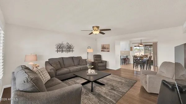 Property Slideshow image 3 of 21 | 9822 w long hills dr, Sun City, AZ, 85351