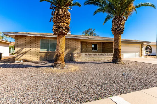 Property Slideshow image 3 of 47 | 913 s roanoke -- --, Mesa, AZ, 85206