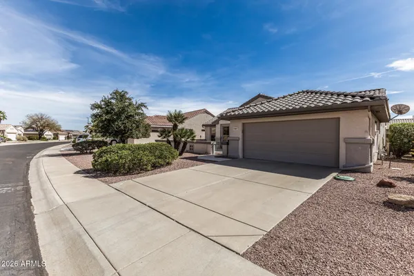 Property Slideshow image 3 of 39 | 15839 w la paloma dr, Surprise, AZ, 85374