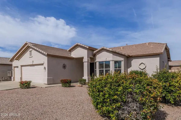 Property Slideshow image 2 of 33 | 3462 e westchester dr, Chandler, AZ, 85249
