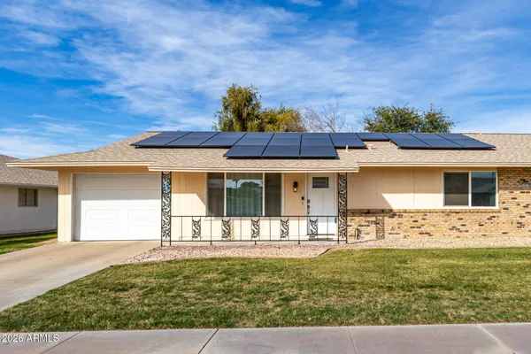 Property Slideshow image 2 of 36 | 19226 n signal butte cir, Sun City, AZ, 85373