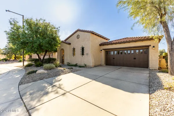 Property Slideshow image 2 of 50 | 12887 w fetlock trl, Peoria, AZ, 85383