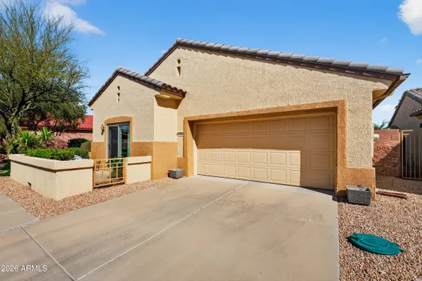 Property Slideshow image 2 of 32 | 15720 w clear canyon dr, Surprise, AZ, 85374