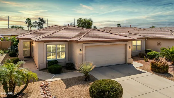 Property Slideshow image 3 of 44 | 3609 e hazeltine way, Chandler, AZ, 85249