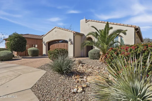 Property Slideshow image 3 of 43 | 92 e iloca ln, Queen Creek, AZ, 85140