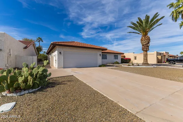 Property Slideshow image 3 of 41 | 9315 e citrus ln, Sun Lakes, AZ, 85248
