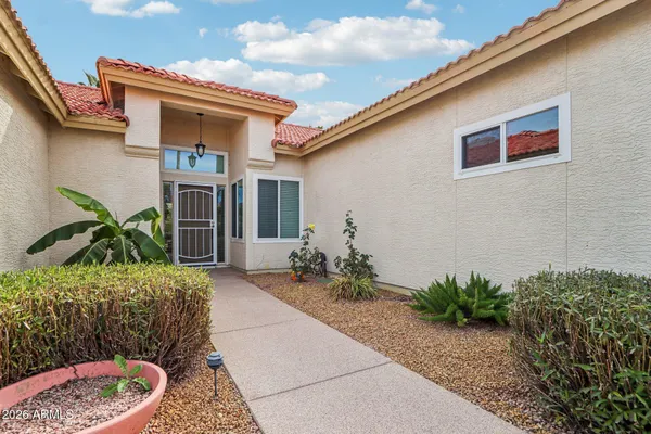 Property Slideshow image 3 of 52 | 26615 s flame tree dr, Sun Lakes, AZ, 85248