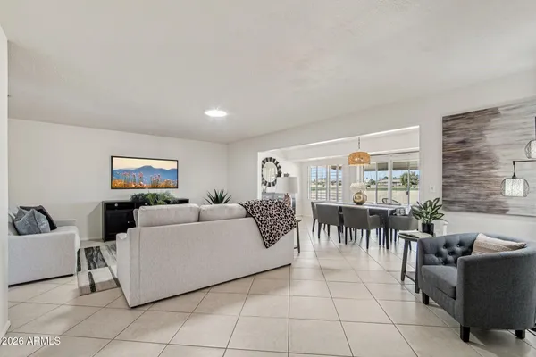 Property Slideshow image 2 of 30 | 10418 w prairie hills cir, Sun City, AZ, 85351