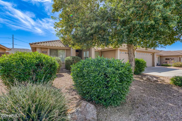 Property Slideshow image 2 of 30 | 10925 e portobello ave, Mesa, AZ, 85212