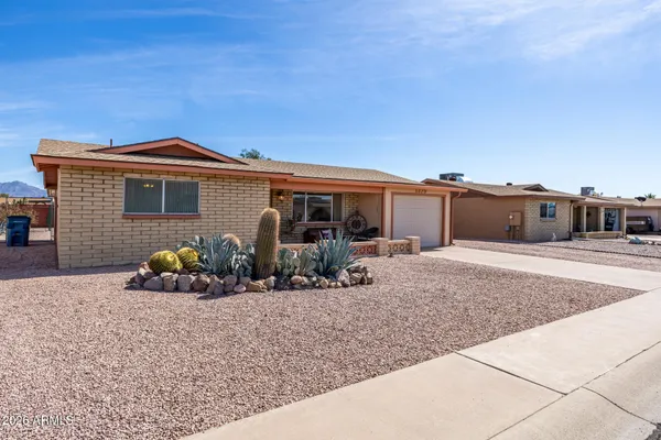 Property Slideshow image 3 of 32 | 1379 s main dr, Apache Junction, AZ, 85120