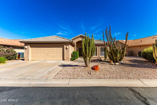 Property Slideshow image 2 of 60 | 9038 e stoney vista dr, Sun Lakes, AZ, 85248