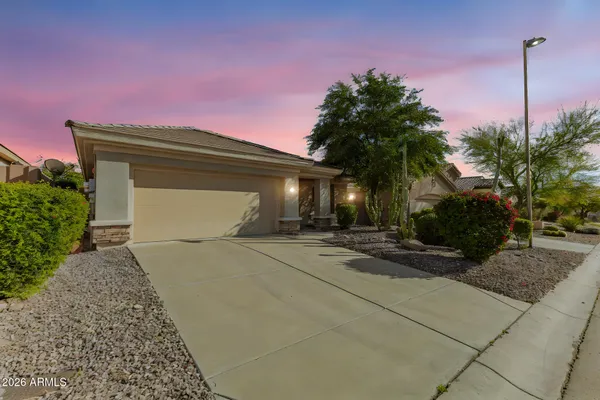 Property Slideshow image 3 of 48 | 41105 n prestancia dr, Phoenix, AZ, 85086
