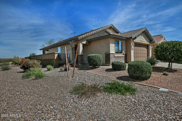 Property Slideshow image 2 of 42 | 6606 w mockingbird ct, Florence, AZ, 85132