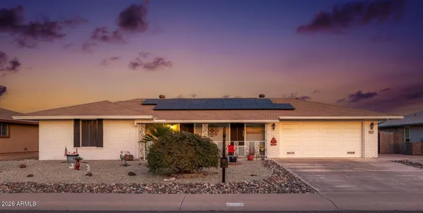 Property Slideshow image 2 of 28 | 9728 w briarwood cir, Sun City, AZ, 85351